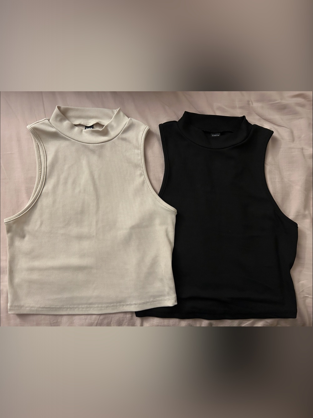 SHEIN Black and White Sleeveless Ribbed Mock Neck Crop Tops Set